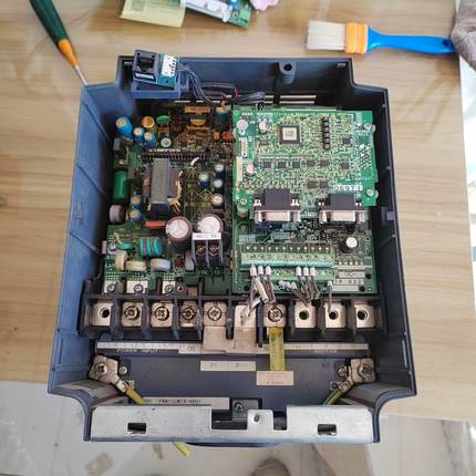 电梯变频器FRN11LM1S-4XO1 西子奥的斯电