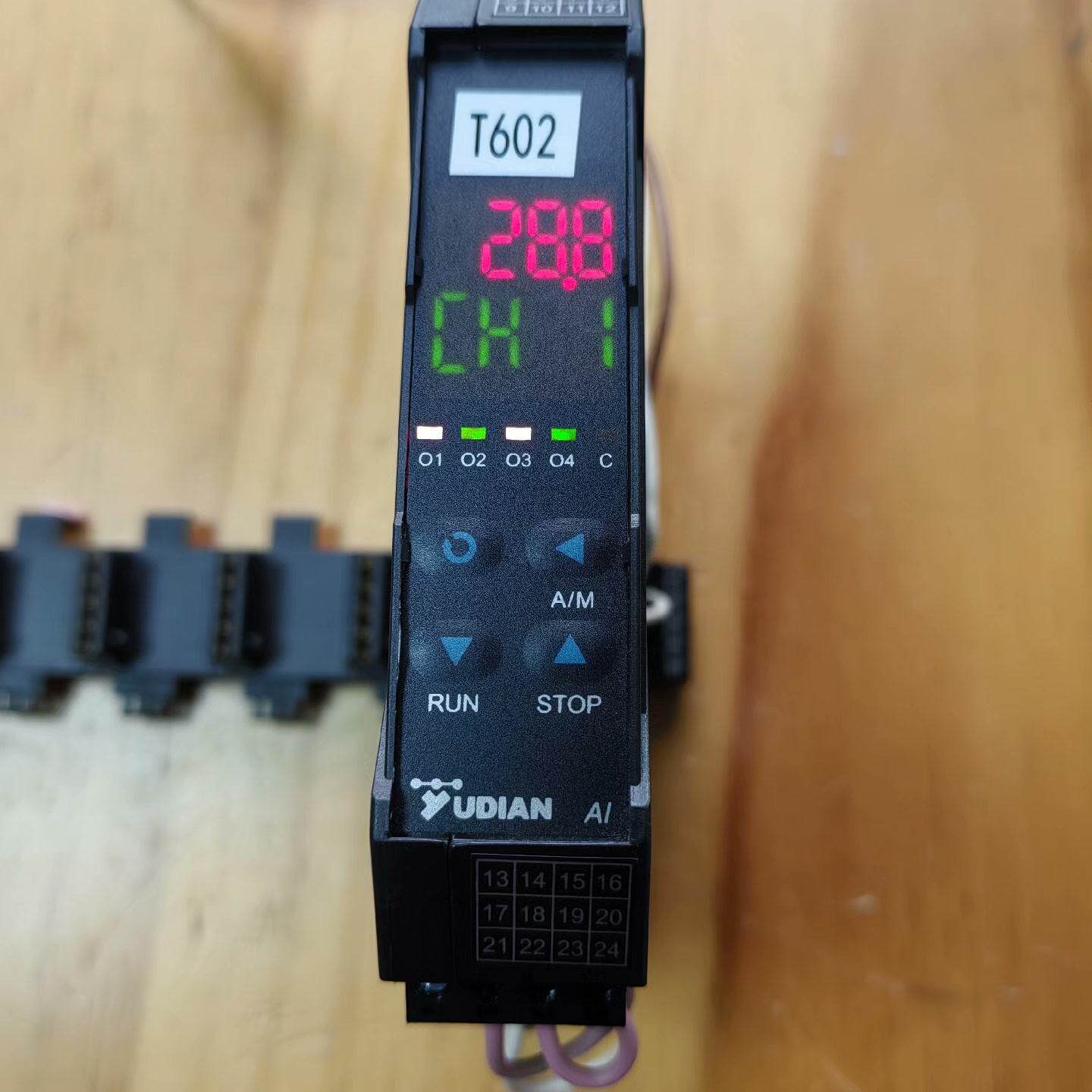 AI-706MD7 J1厦门宇电YUDIAN温控器拆机件功能