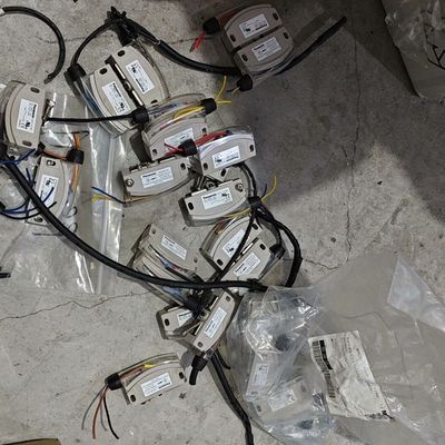 拆机 门开限位开关  AZC11013H锁磁