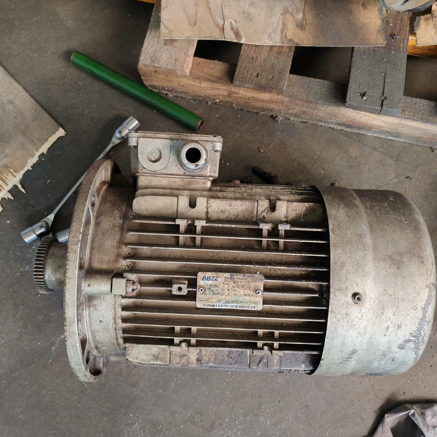 ABLE三相异步电动机 型号MS132M-4 功率7.5KW