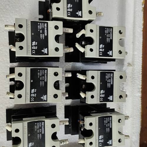 拆机佳乐固态继电器:RM1A40D50