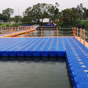 浮筒浮台浮桥户外钓鱼平台摩托艇快艇停泊位浮动码头水上平台定制