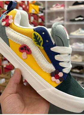 万斯帆布鞋Knu Skool黑粉面包鞋少女小花翻毛皮厚鞋舌男女鞋板鞋