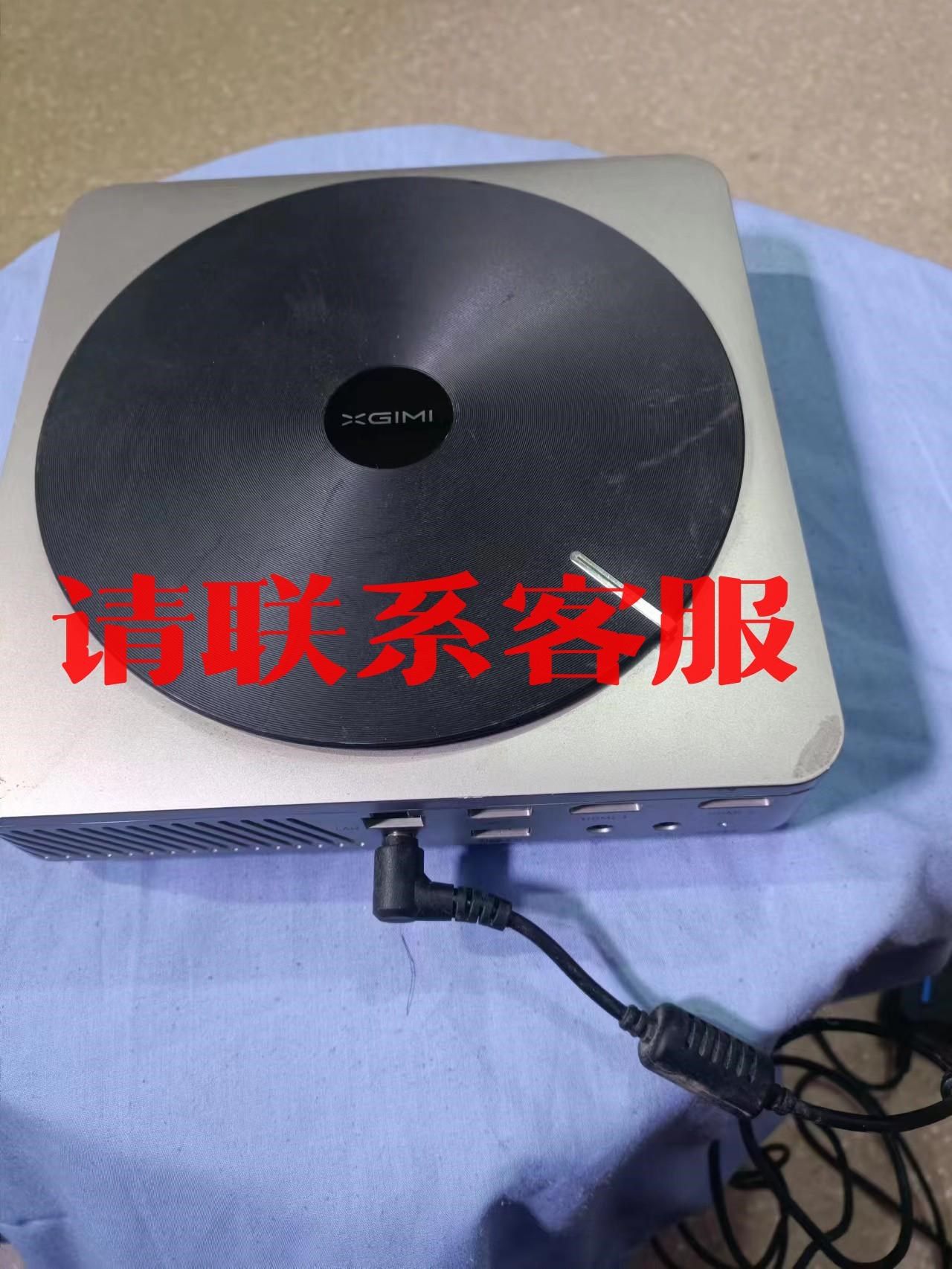 议价:哈曼卡顿极米z4 实物实拍.功能正常 成色如图  不包邮 运