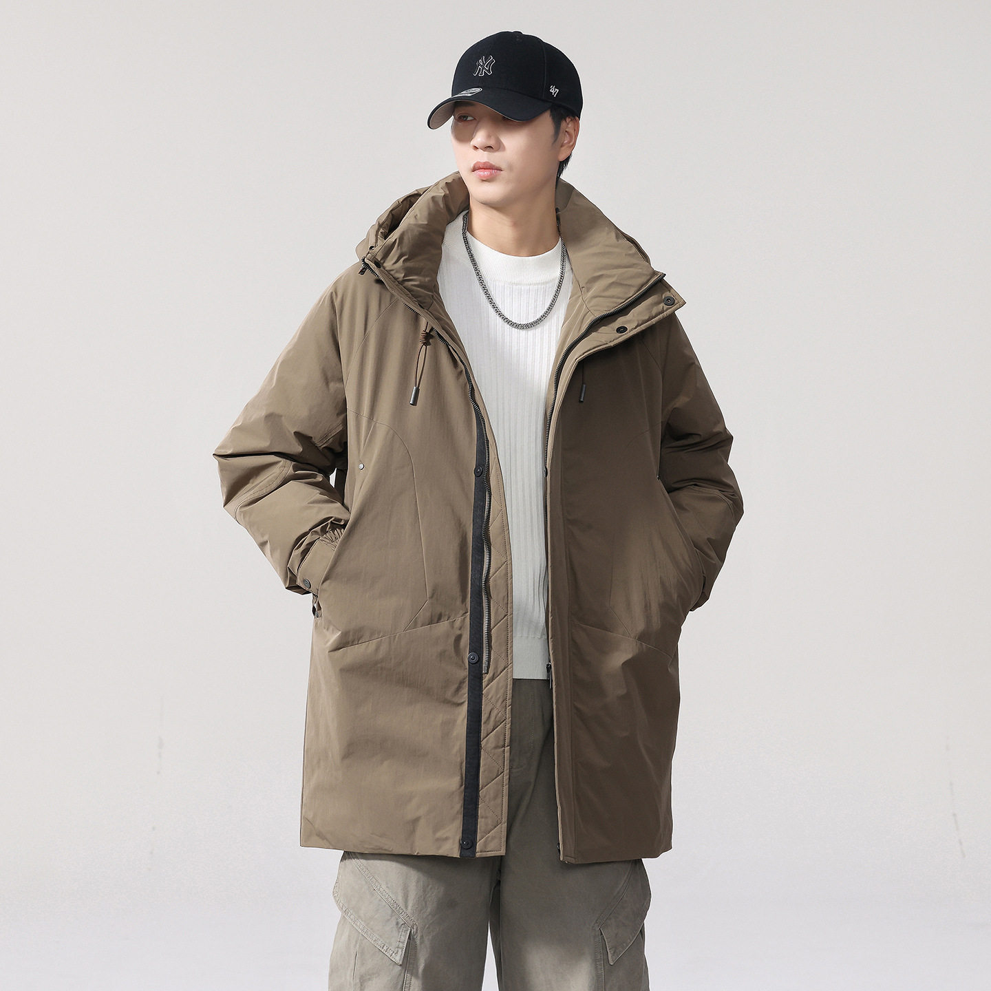 2025年中长款羽绒服男士冬季防寒保暖90白鸭绒加厚宽松连帽外套男