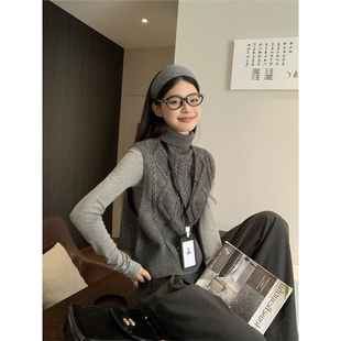 宋正恩深灰色高领针织马甲女冬季高智感前后两穿毛衣背心叠穿上衣