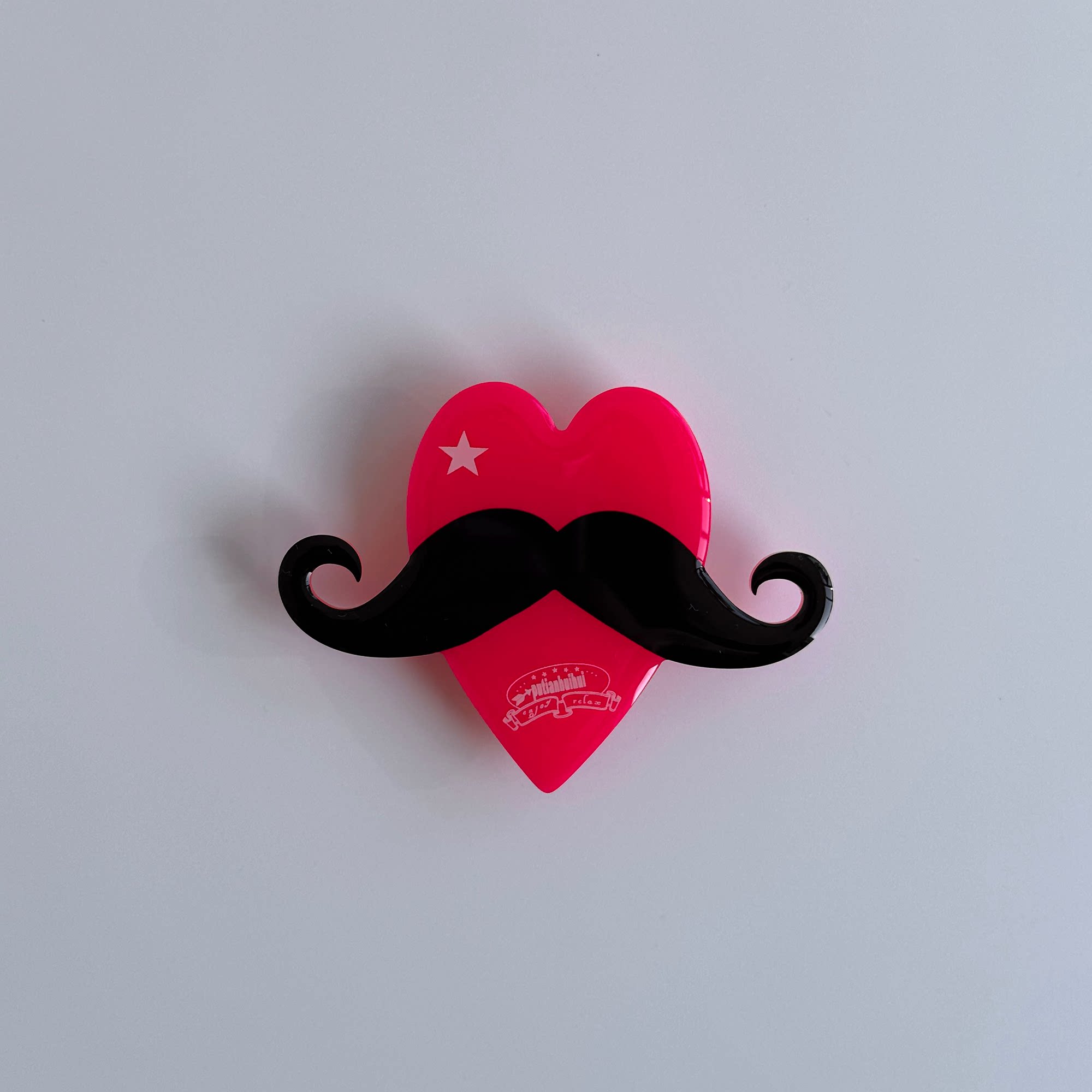 Heart & Beard Phone Grip - Direct from China Under $5 - Main product image from Taobao