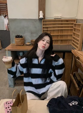 慵懒宽松蓝色条纹小V领毛衣女2025秋冬休闲少女风保暖针织衫上衣