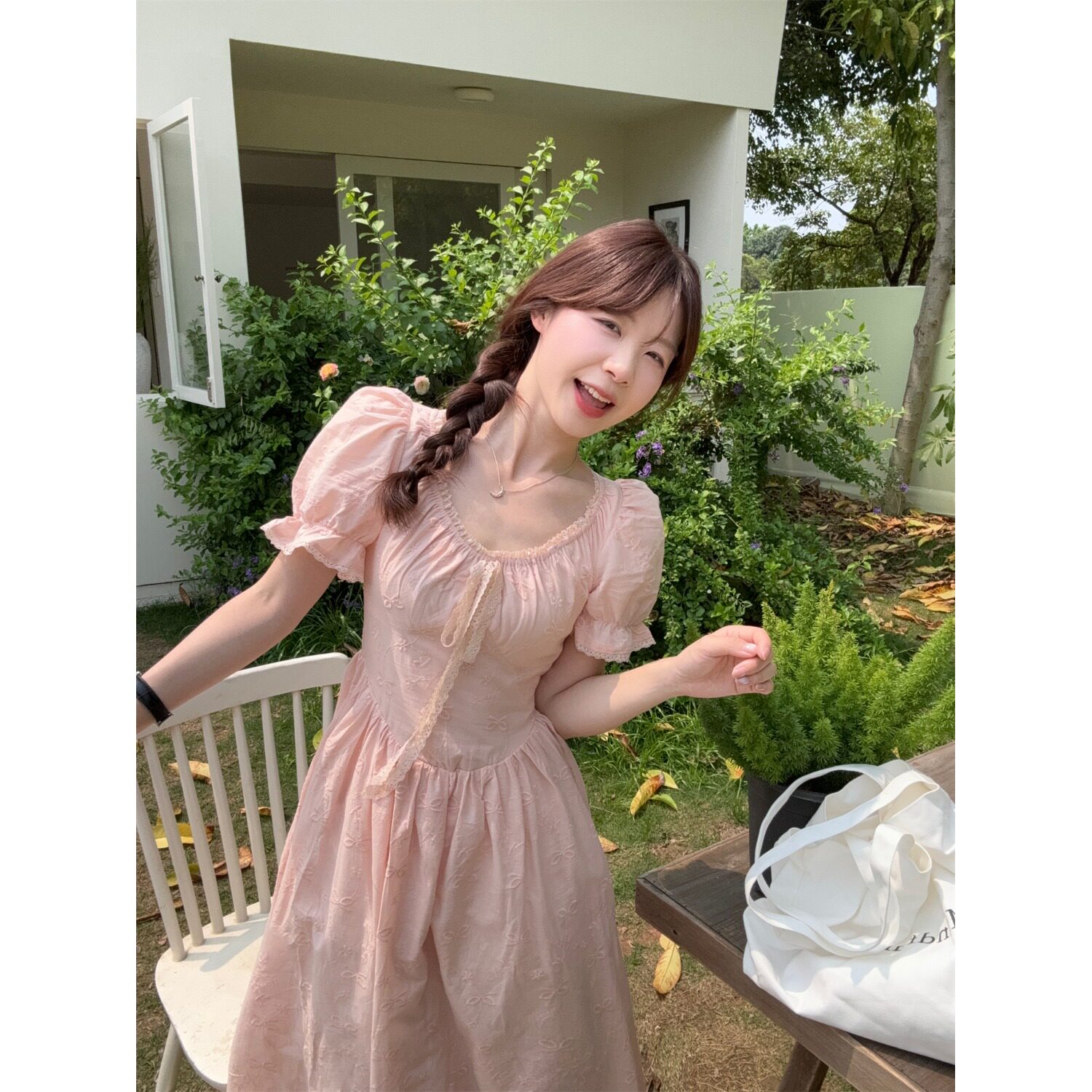 法式收腰气质连衣裙夏女2025新款温柔洋气甜美粉色提花刺绣长裙子