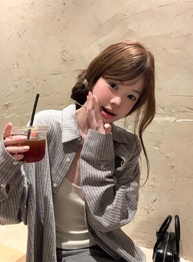 法式高级蓝色条纹衬衫女早春季新款休闲宽松气质慵懒风衬衣上衣