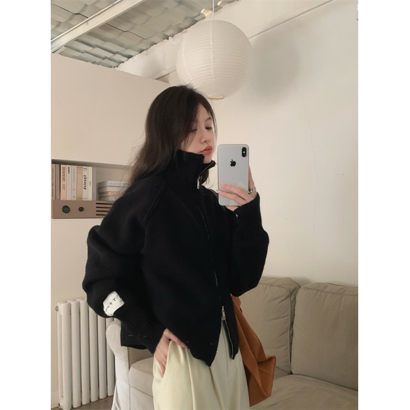 双拉链短款毛衣外套女