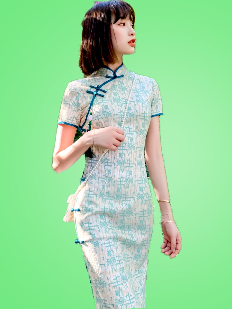 春季少女优雅风日常中长款旗袍