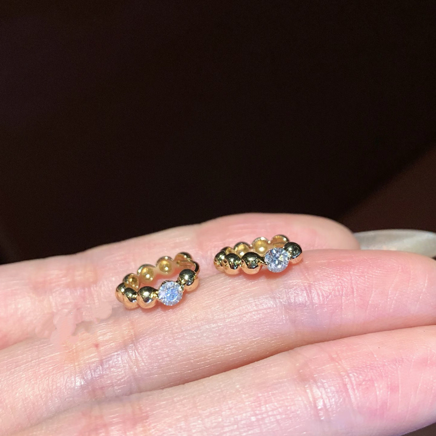 真金24K电镀强保色法式复古圆珠耳扣轻奢小众精致锆石小豆子耳饰