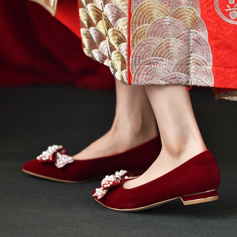 婚鞋女中式秀禾鞋新娘鞋平跟孕妇