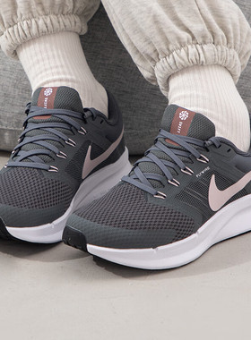 正品耐克W NIKE RUN SWIFT 3女子运动透气减震跑步鞋DR2698-008