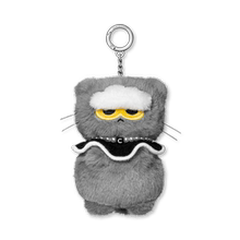 现货CASETiFY联名权志龙独家ZOA毛绒钥匙扣包包玩偶小挂件吊饰潮