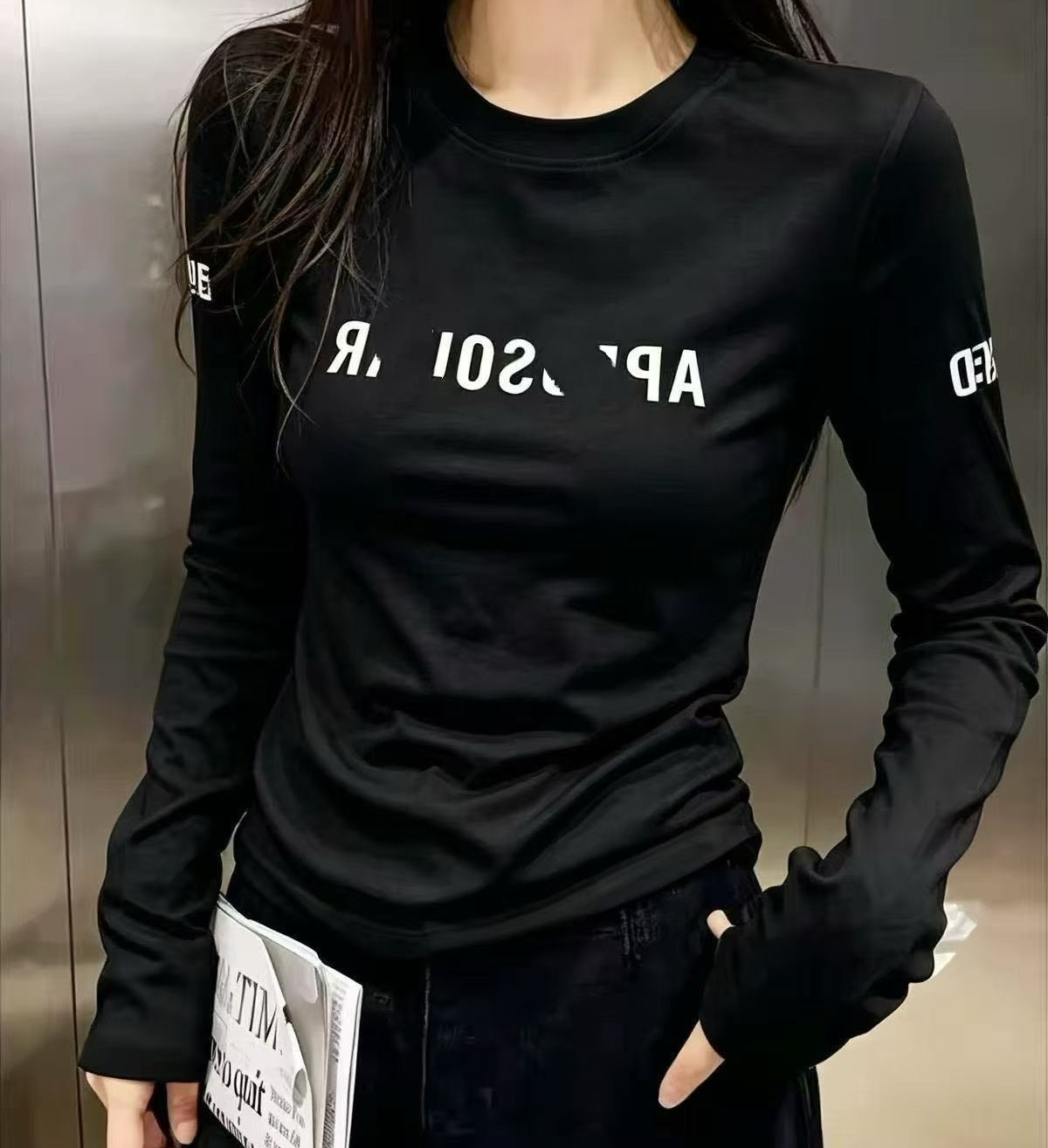 南油HC欧洲站2026秋冬款欧韩字母印花修身显瘦减龄打底衫上衣女潮