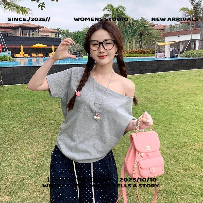 东莞虎门女装t恤慵懒斜肩上衣女夏季新款显示露肩灰色短袖恤女宽