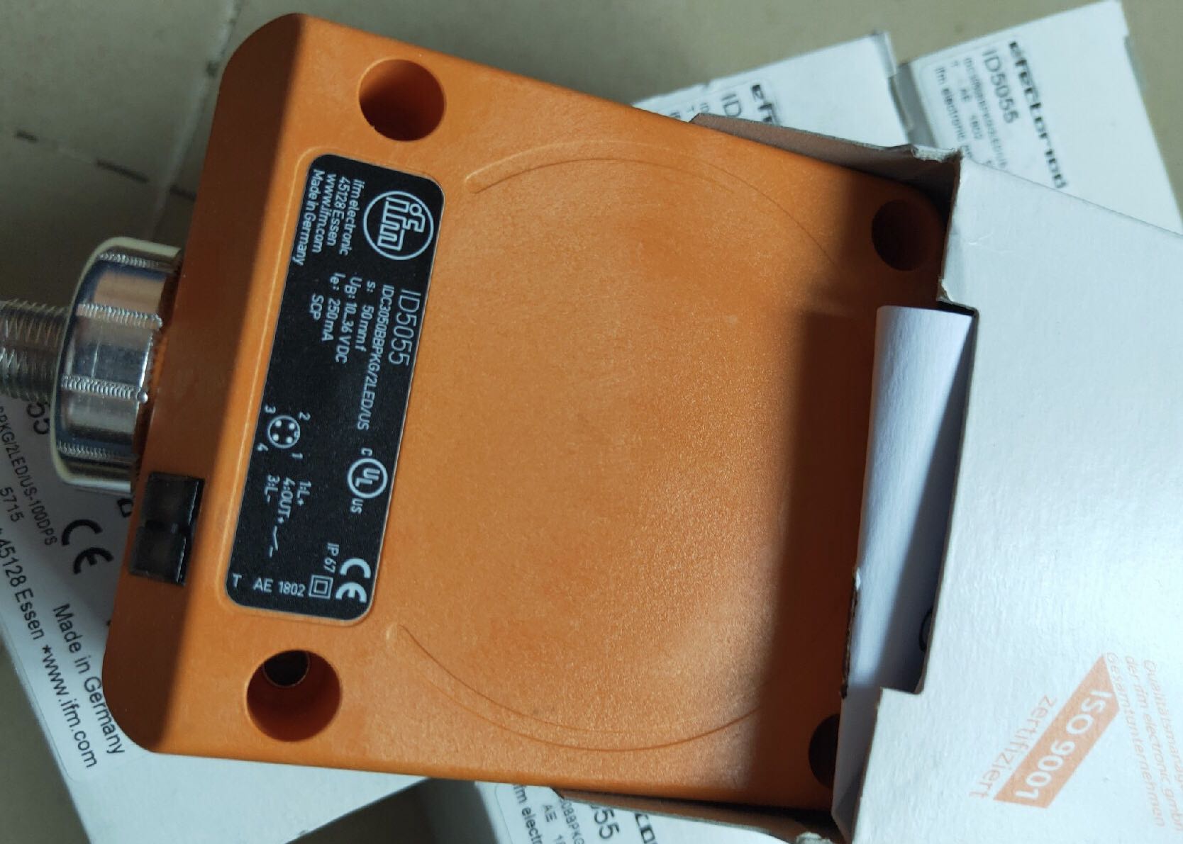 全新易福门ID5055传感器 包装完整，说明书齐全实物拍摄询价