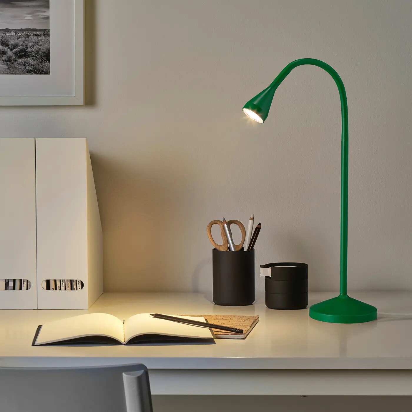IKEA宜家可调节LED工作灯阅读灯