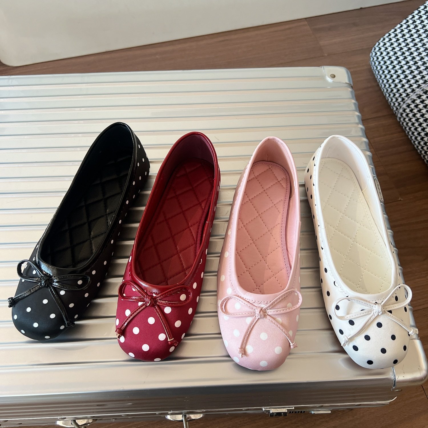 2026春季新款甜美风波点浅口单鞋女蝴蝶结可爱小方头平底单鞋女,女鞋,浅口单鞋,淘宝优惠券,粉丝福利购,淘宝优惠卷