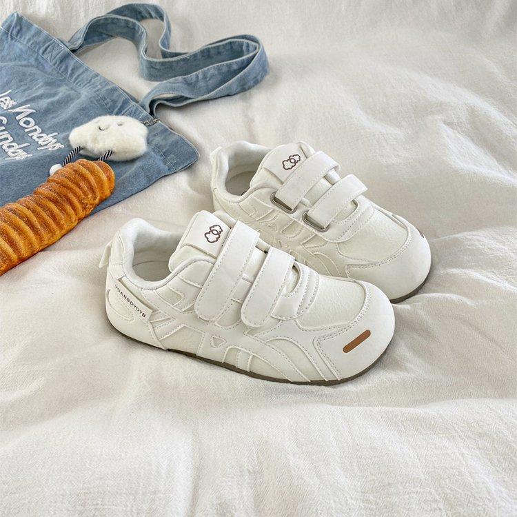 魔术贴加绒小白鞋子女款2025冬季新款保暖二棉鞋学生百搭休闲板鞋