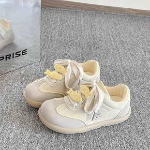 板鞋女款2025年春季新款百搭chic鞋子初高中女生厚底小白鞋德训鞋