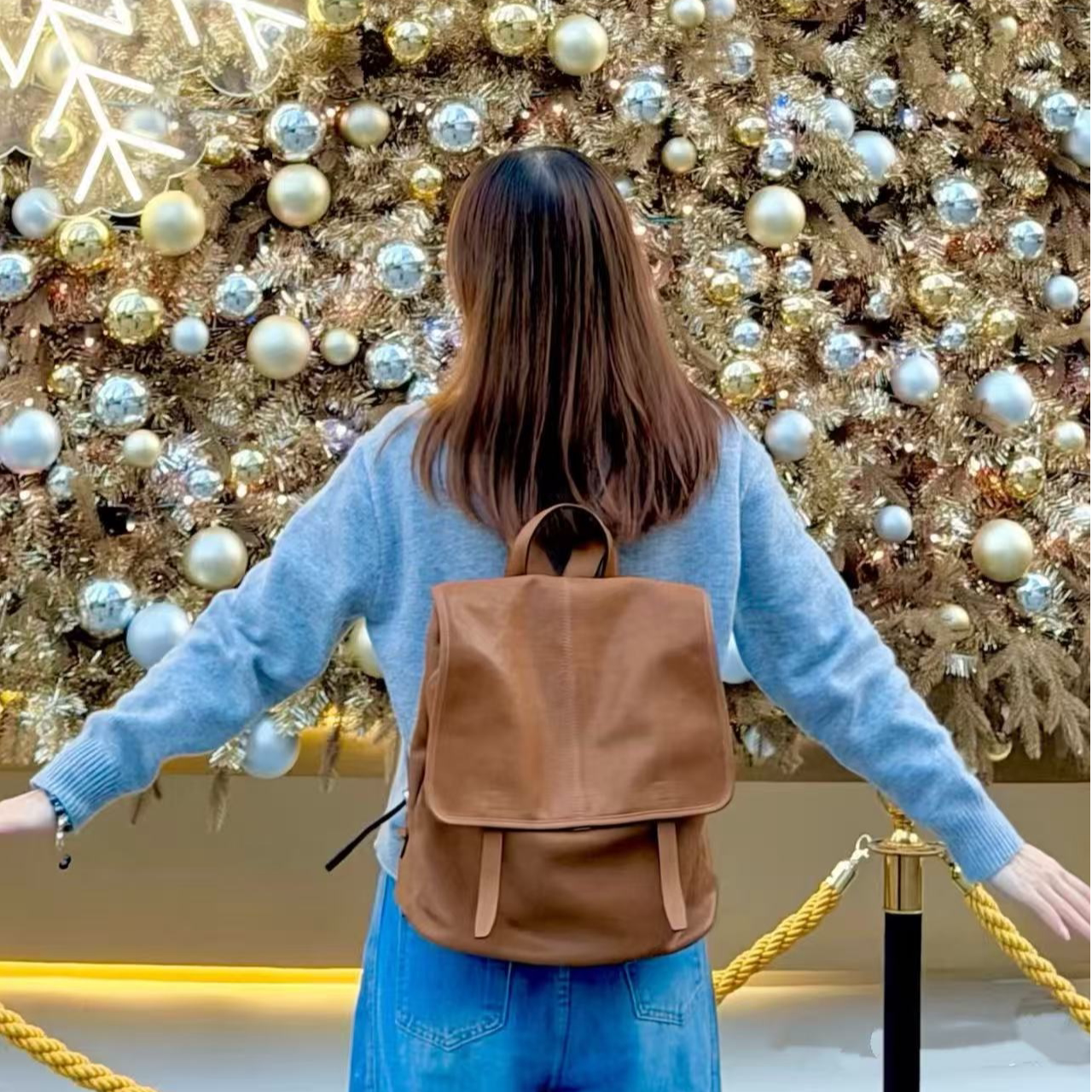 小众时尚信使系列水染植鞣羊皮大容量通勤休闲复古双肩包礼盒装图片