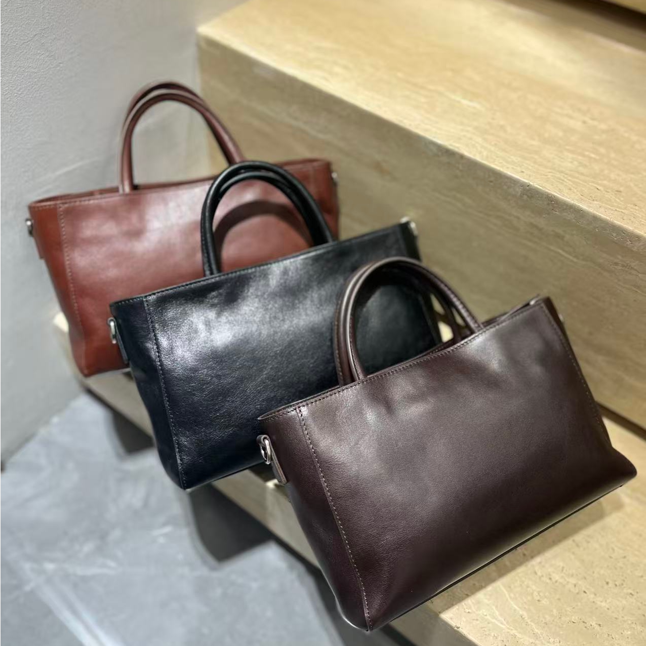 简约潮流女士真皮手提包轻奢休闲托特包