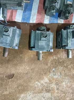 议价三菱电机HC-SFS352，东西如图，两个带编码