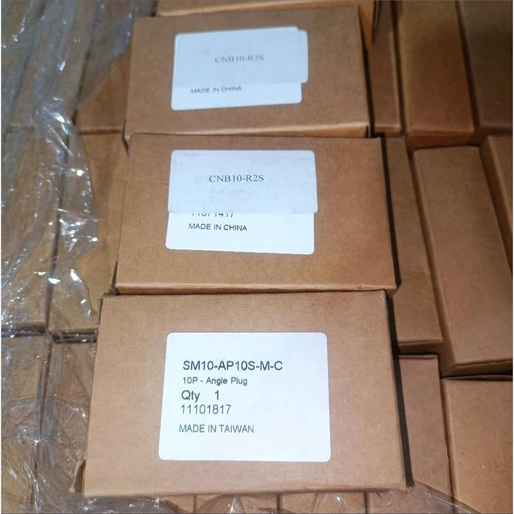 议价全新插头SM10-APC和C