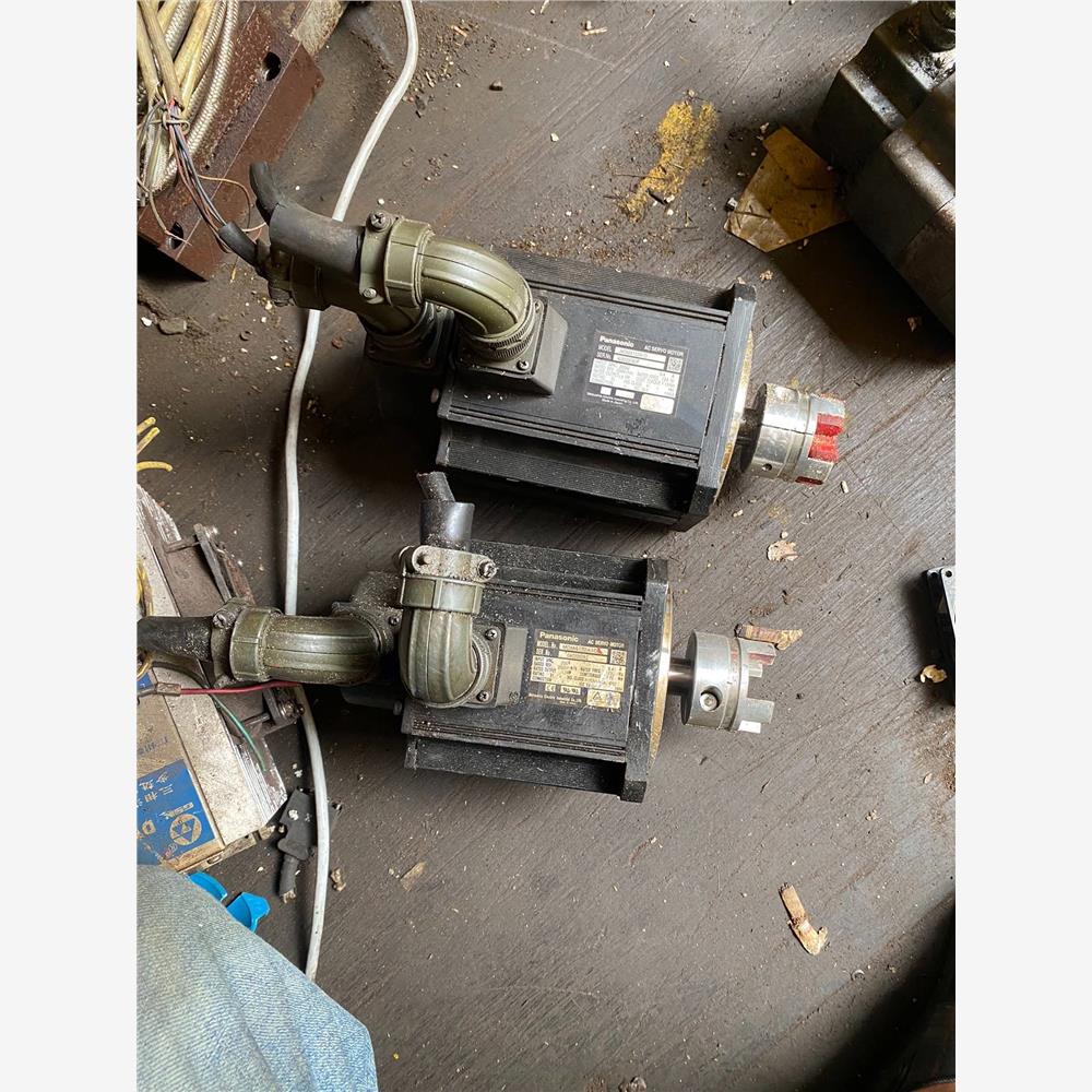 议价松下伺服电机MDMA152