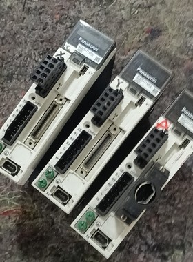 议价松下伺服驱动器MADHT1505E3台，