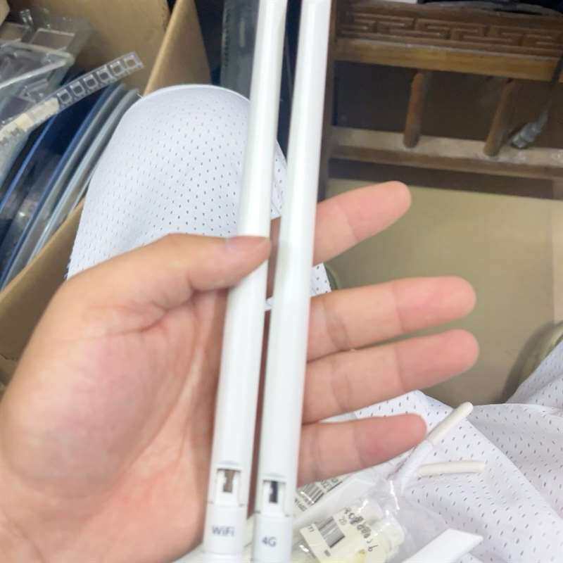 议价SMA接口4G天线，华为工程剩下的，20根打