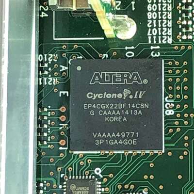 议价EP4CGX22BF14C8N，芯片漂亮，有需要联系