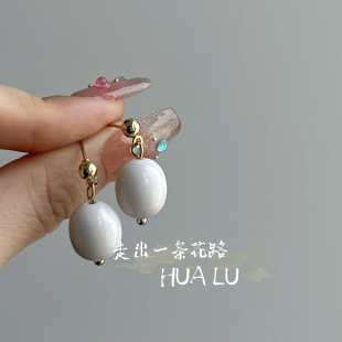HUALU-慵懒步调~ins气质高级感极简白色豆豆项链耳环蚊香盘耳夹女