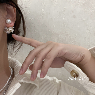 HUALU-重工花球  法式贝壳轻奢绣球花簇珍珠耳环小众设计高级感女