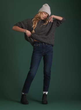 美系AE 复古高端线 女款 MOM经典水洗蓝色高腰直筒牛仔裤