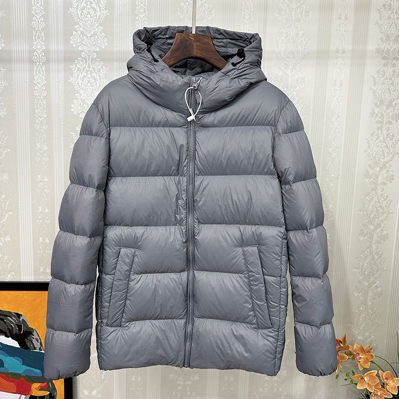 简约轻便连帽短款商务休闲羽绒服