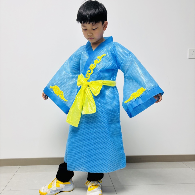 环保服装儿童时装秀国学汉服男气泡袋制作衣服幼儿园走秀diy表演