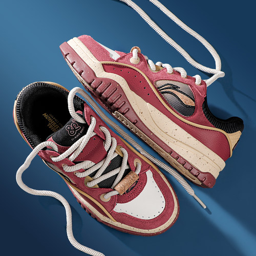 李宁秋冬款布欧休闲鞋男款2025冬季新款软底面包鞋防泼水板鞋男鞋