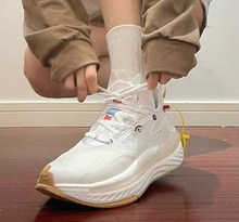 李宁超越6休闲鞋女2022新款迪士尼联名玩具总动员运动鞋男AGLS118