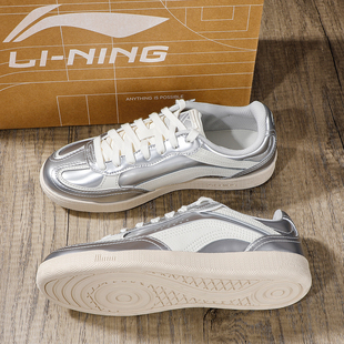 李宁心流SLIM板鞋女子2026春季新款反光女鞋舒适软弹秋冬休闲鞋