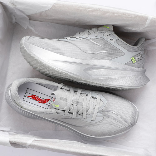 李宁飞电6c跑步鞋女款2026春季新款䨻丝透气跑鞋轻质回弹运动鞋