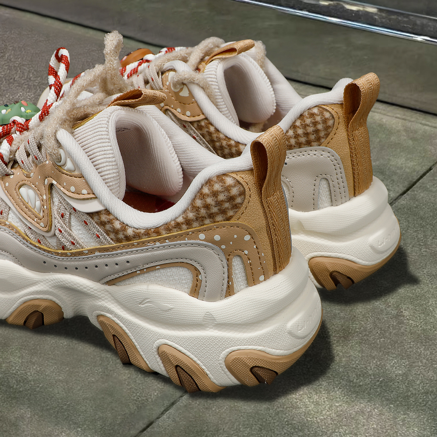 李宁姜饼人猫爪Lite3休闲鞋女鞋2025冬季新款运动鞋厚底老爹鞋