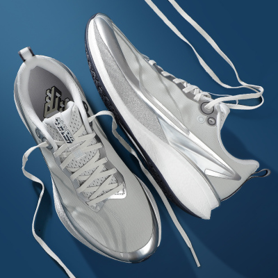 李宁秋冬款赤兔8pro跑步鞋男鞋2025冬季新品防泼水鞋面减震运动鞋