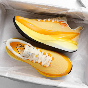 李宁秋冬款赤兔8pro跑步鞋女2025冬季新款加厚鞋面运动鞋通勤跑鞋