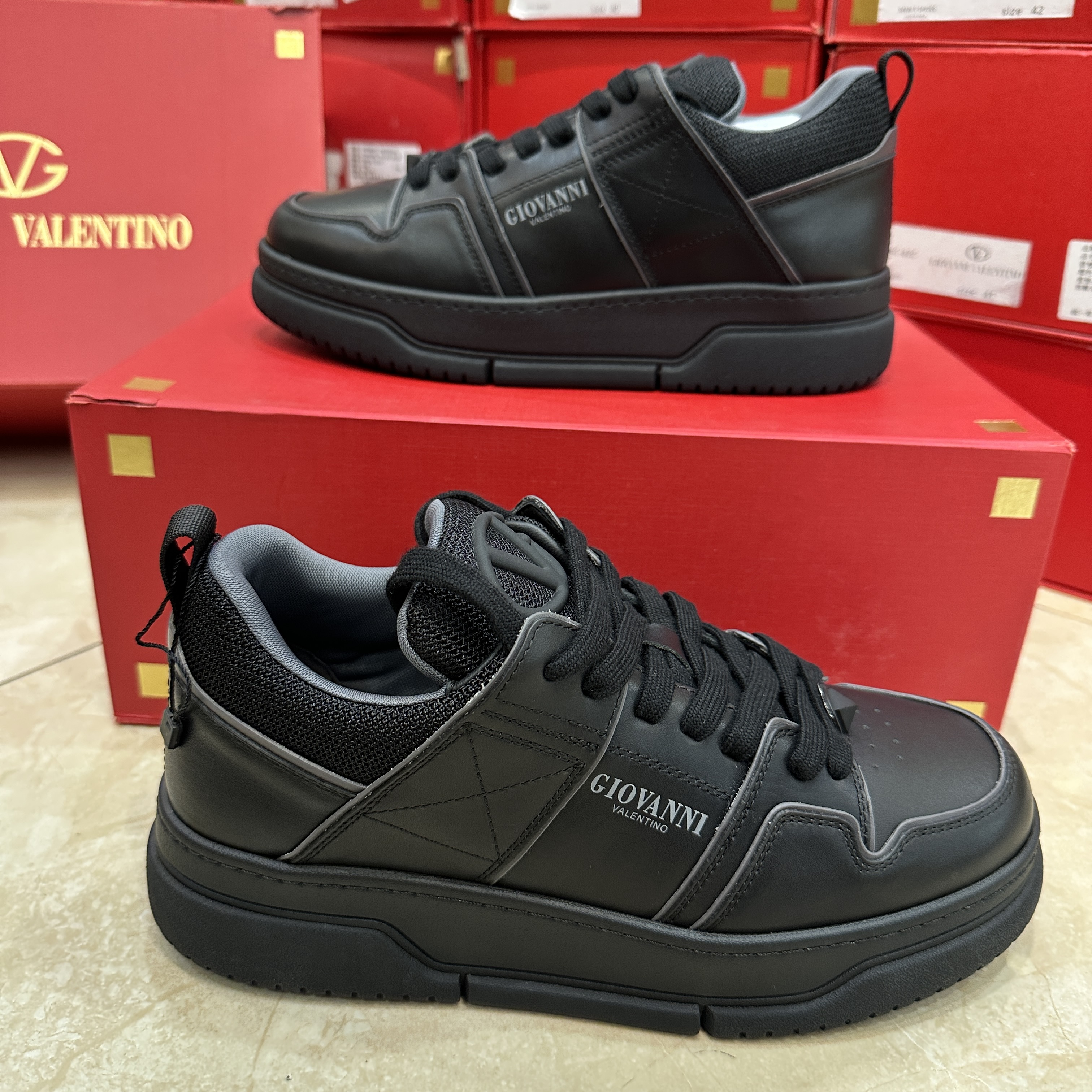 Giovanni Valentino 鼎锋秋冬推荐 男士字母系带休闲鞋GV23-11A