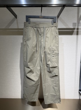 DEGAIA 26春夏新款 男士时尚口袋logo刺绣直筒休闲裤DUIAAK370765