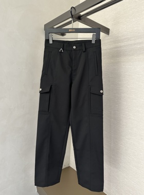 DEGAIA 25秋冬新款 男士口袋装饰字母刺绣直筒休闲裤DUHBAK370661